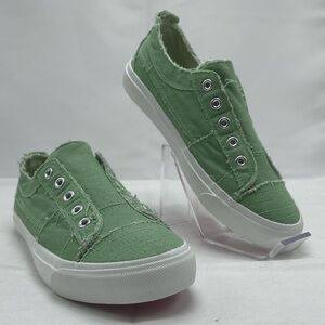 Corkys Babalu Sage Casual Slip On Sneaker Size 7 (OF13)